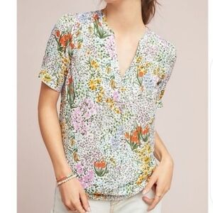4 Out Of 52 Conversations Anthropologie Small Floral V-Neck Short Sleeve Blouse